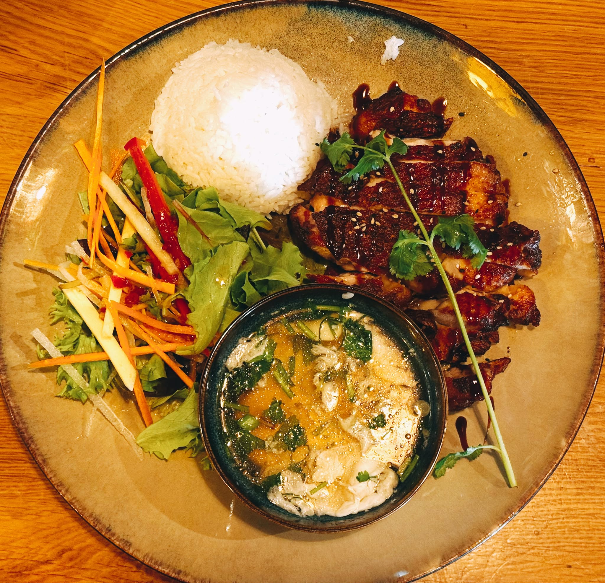 CƠM THỊT GÀ NƯỚNG